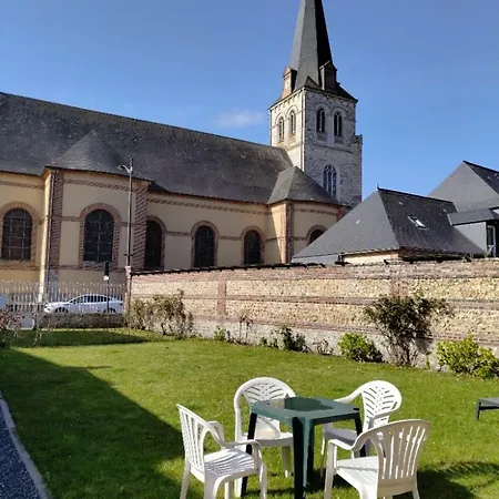 Maison 3 Et Jardin, A Pied
