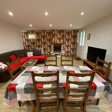 Maison 3 Et Jardin, A Pied Hébergement de vacances *